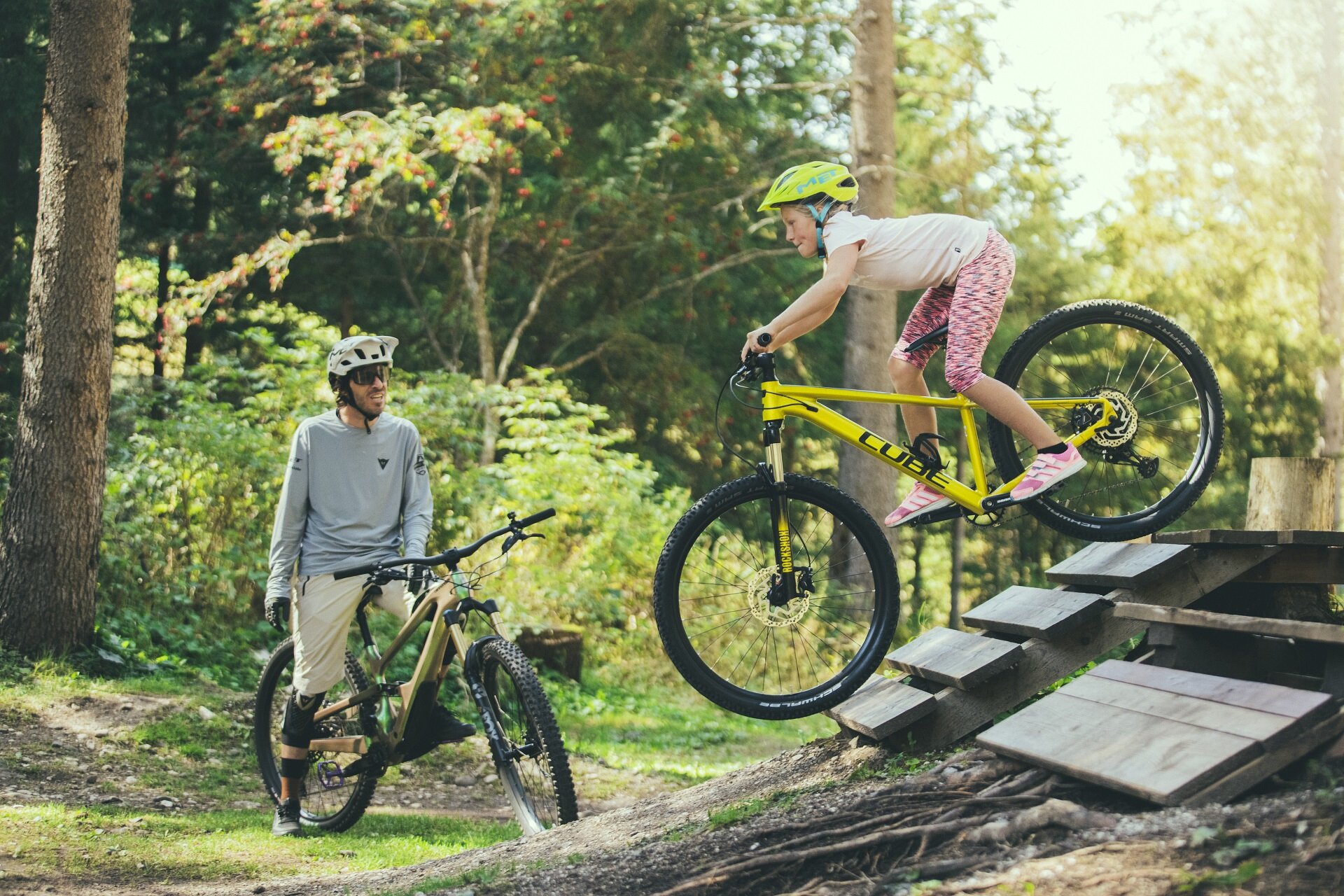 Bambina in un bike park con guida | © Federico Modica  - Archivio Immagini ApT Val di Fassa