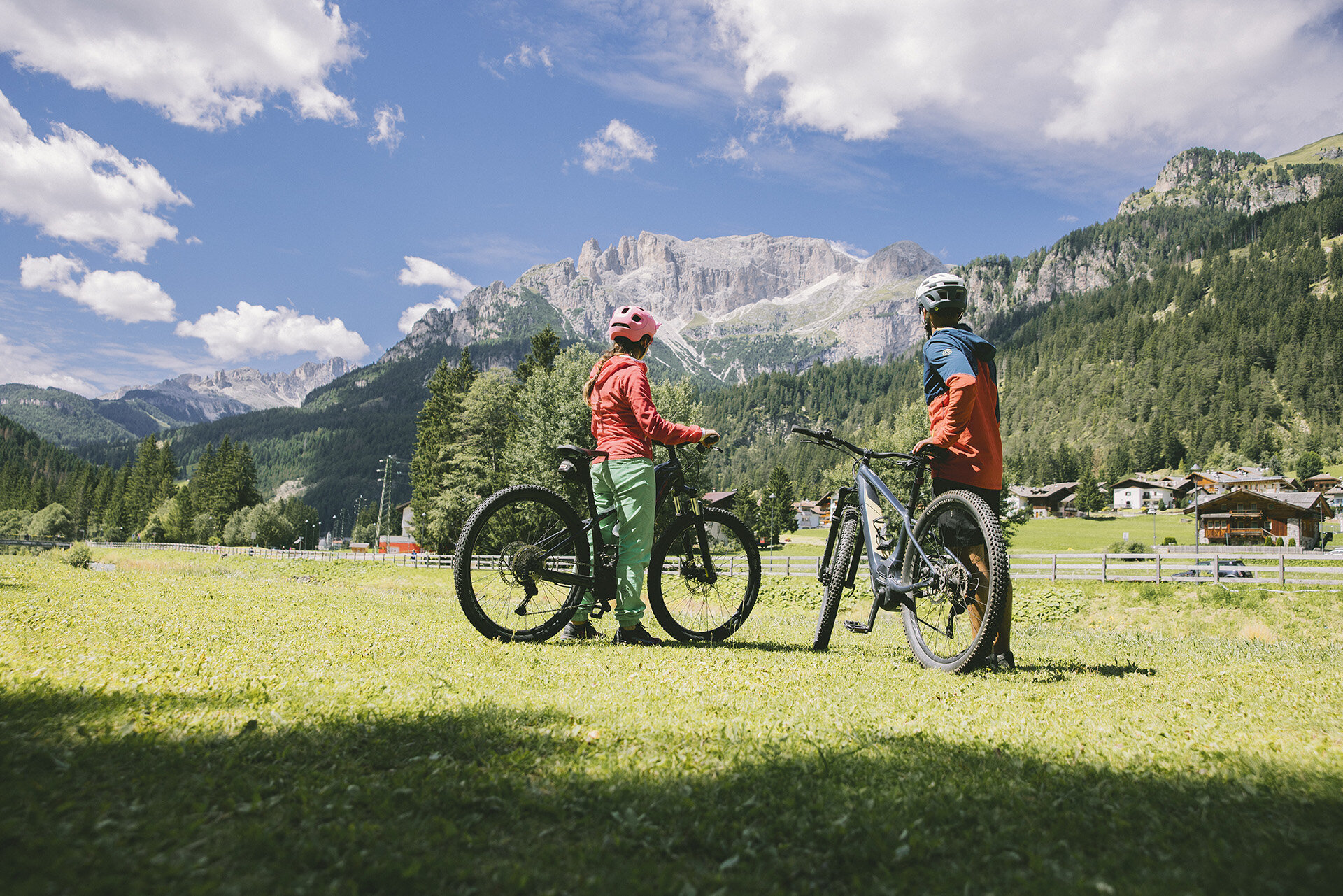 Bikers a Fontanazzo in Val di Fassa | © Federico Modica - Archivio Immagini ApT Val di Fassa
