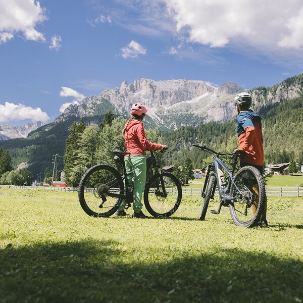 Bikers a Fontanazzo in Val di Fassa | © Federico Modica - Archivio Immagini ApT Val di Fassa