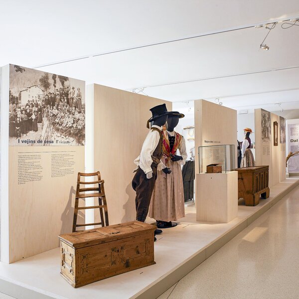 Abiti della tradizione al Museo Ladino di Fassa | © Campanile  - Archivio Immagini ApT Val di Fassa