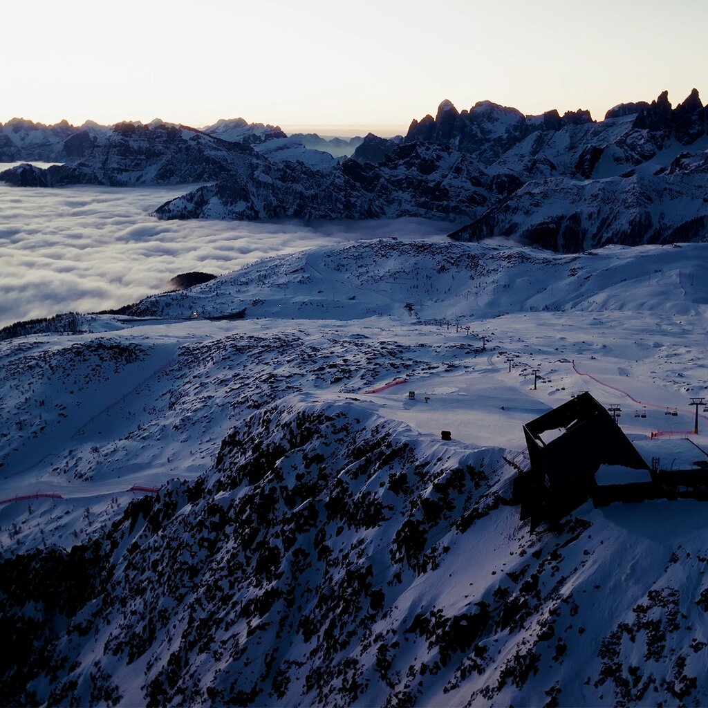 Trentino Ski Sunrise: skiing at dawn at Col Margherita