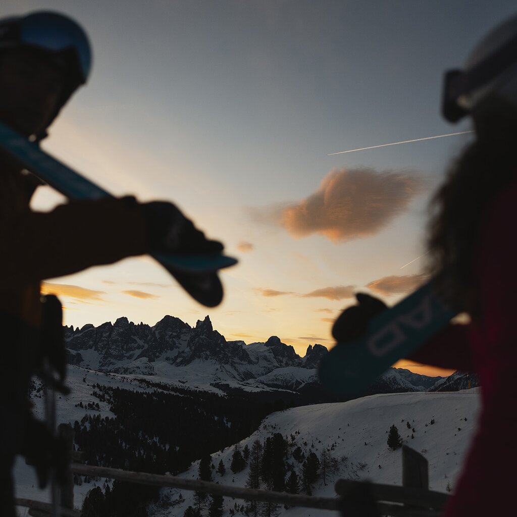 Trentino Ski Sunrise: skiing at dawn at Alpe Lusia