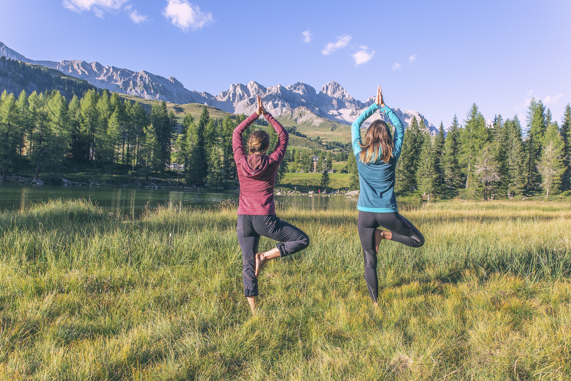Yoga al lago di San Pellegrino, benessere nella natura | © Patricia Ramirez  - Archivio Immagini ApT Val di Fassa