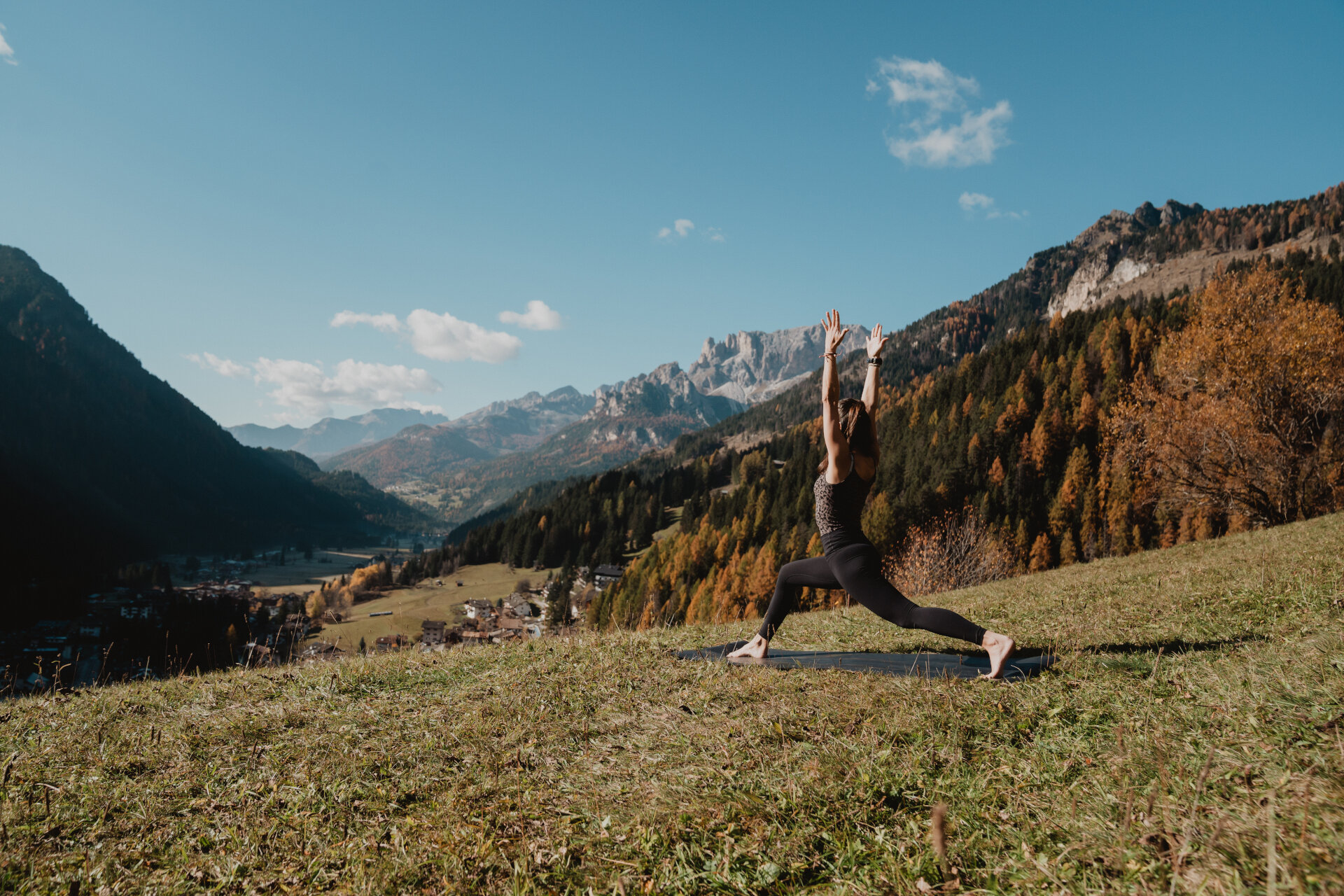 Trekking and Yoga at Catinaccio with @donnedimontagna
