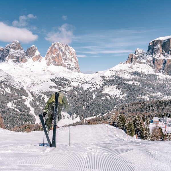 Divertimento sugli sci sulle Dolomiti | © Patricia Ramirez - Archivio Immagini ApT Val di Fassa
