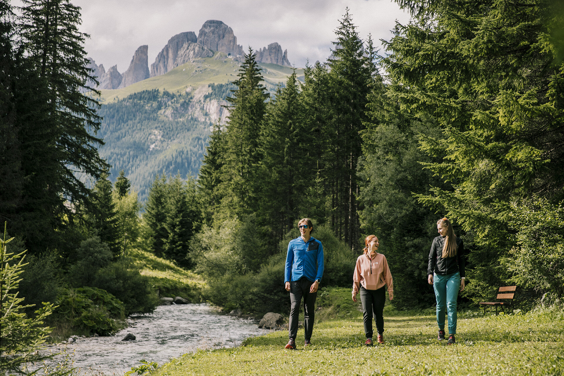 Passeggiata lungo il fiume Avisio ad Alba di Canazei in Val di Fassa | © Federico Modica - Archivio Immagini ApT Val di Fassa