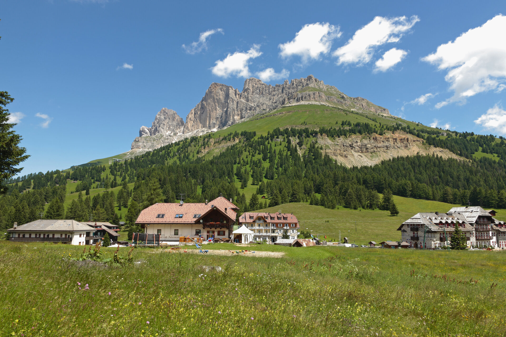 Il Passo Costalunga e il Catinaccio in Val di Fassa | © Nicola Angeli - Archivio Immagini ApT Val di Fassa