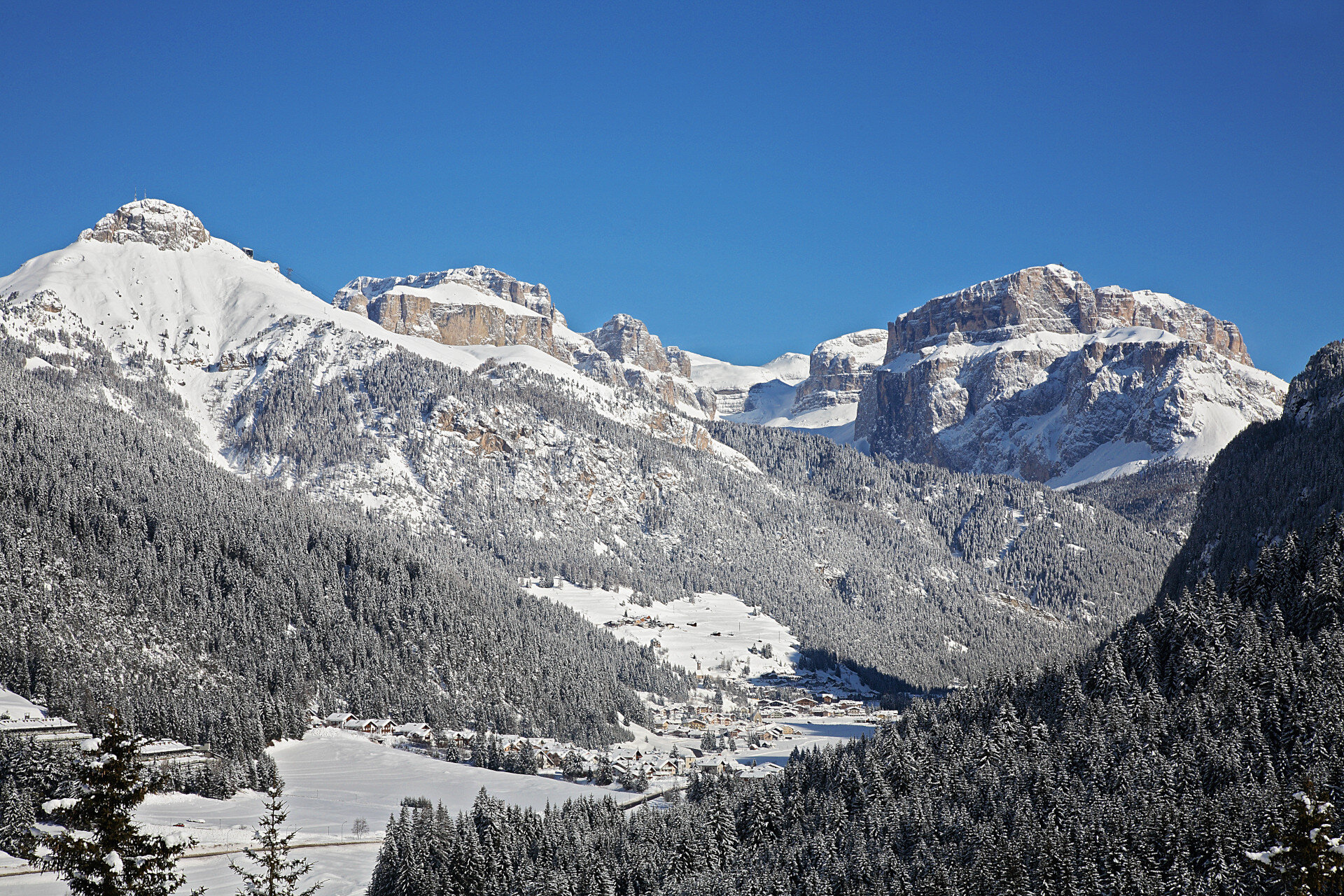 Dolomiti della Val di Fassa in inverno | © Ralf Brunel  - Archivio Immagini ApT