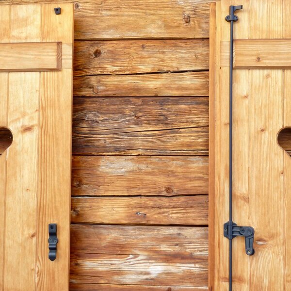 Dettagli di un esterno in legno | © Archivio Immagini ApT Val di Fassa
