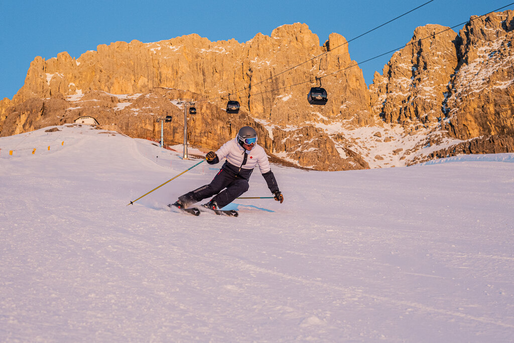 ©wisthaler.com 22 03 Carezza Ski  HW60254