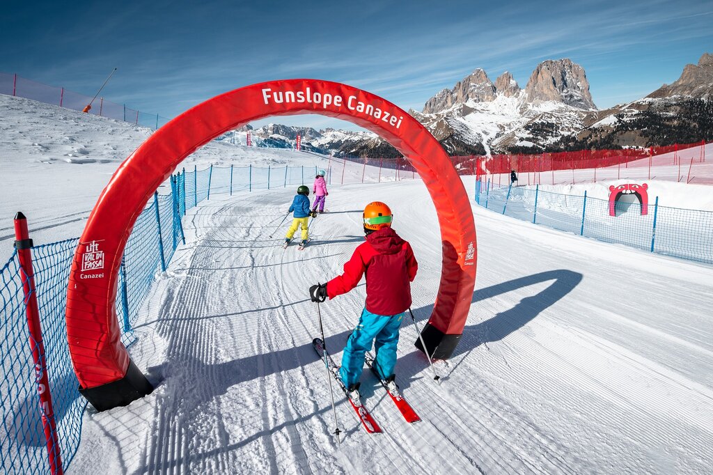 Archivio Val Di Fassa Lift Ski FunArena Canazei Dolomiti