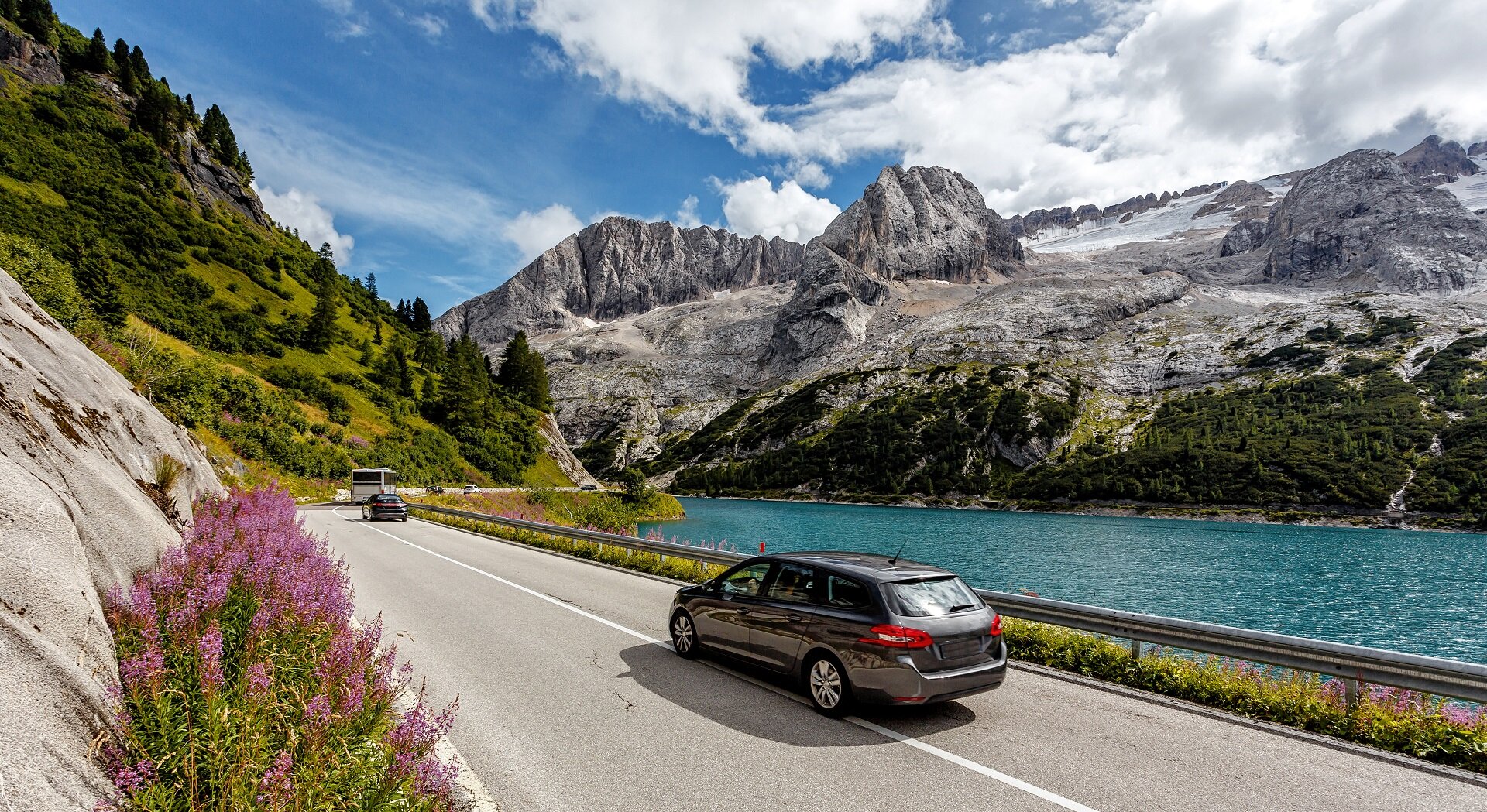 Auto lago di Fedaia | © Archivio Immagini ApT Val di Fassa