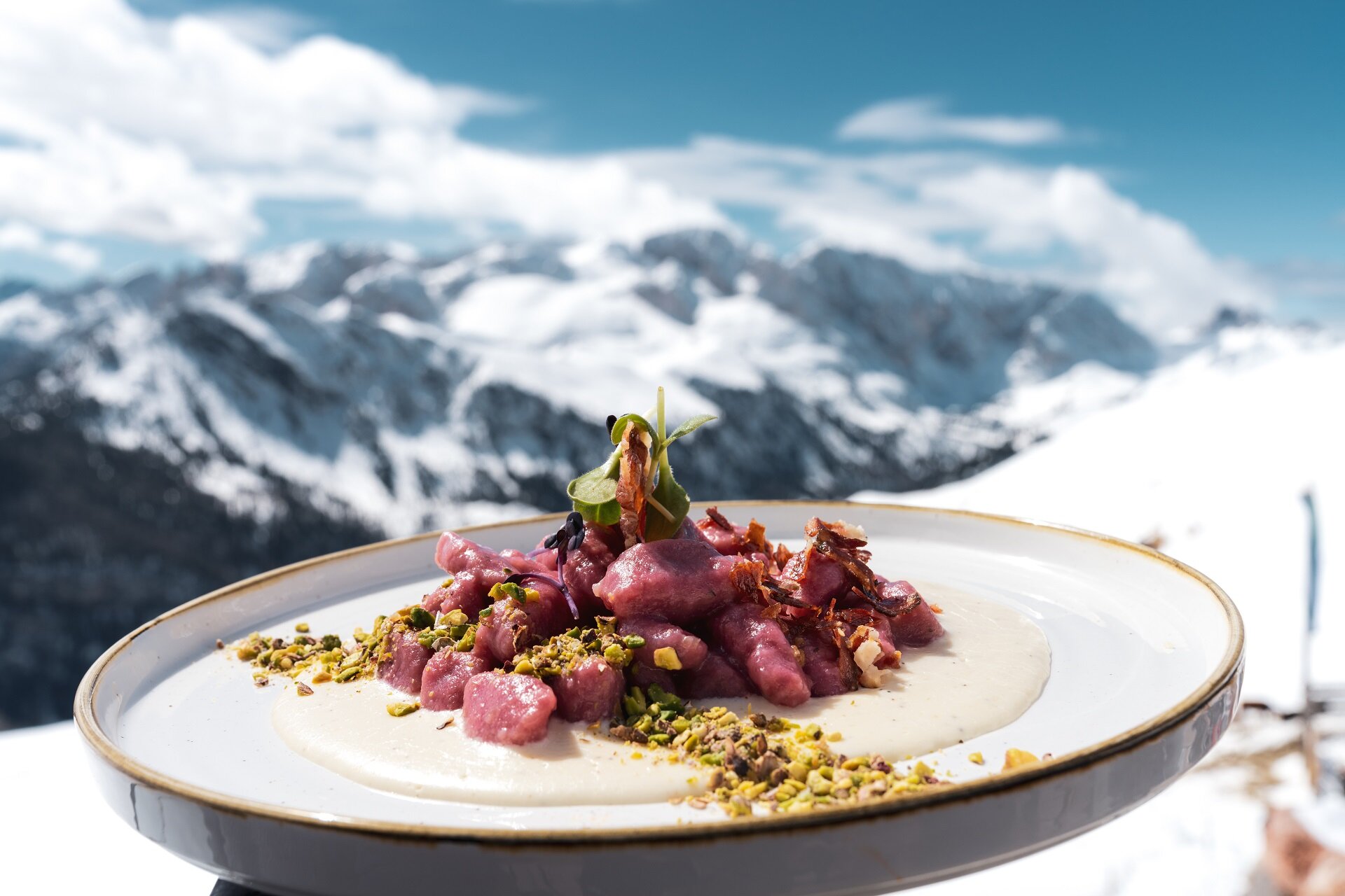 Piatto di cucina ladina in un rifugio in Val di Fassa | © Mattia Rizzi - Archivio Immagini ApT Val di Fassa