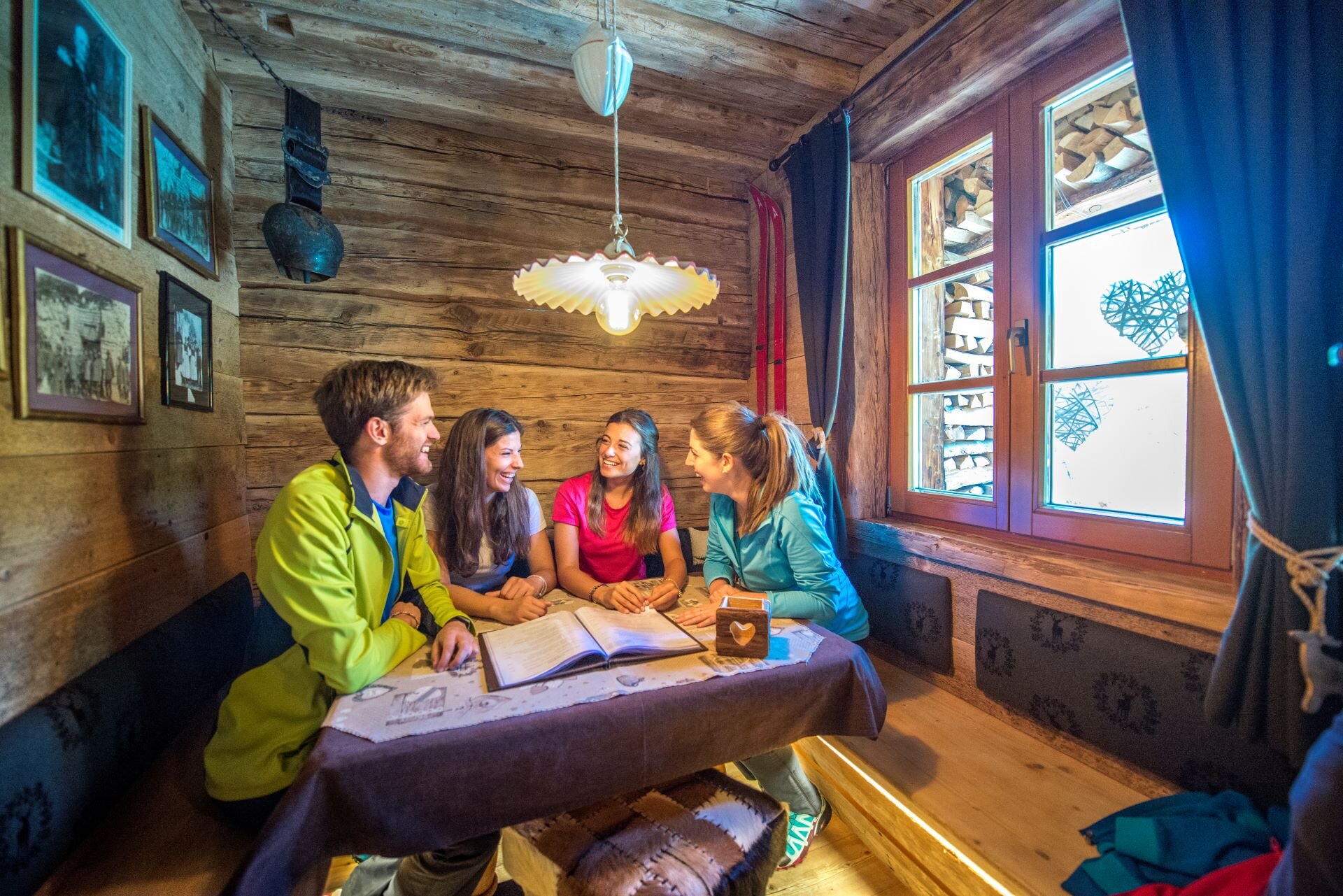 ApTValdiFassa 36 MATTIA RIZZI 1022 Rifugi