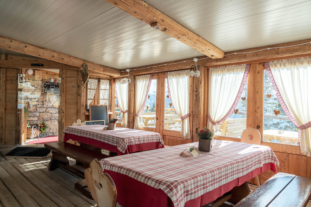 Content Dam Org 3 Images Full Rights Gusto Baita Checco Baita Checco Ciampedie Vigo Archivio Apt Val Di Fassa Mrizzi 5