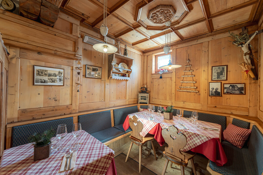 Content Dam Org 3 Images Full Rights Gusto Baita Checco Baita Checco Ciampedie Vigo Archivio Apt Val Di Fassa Mrizzi 9