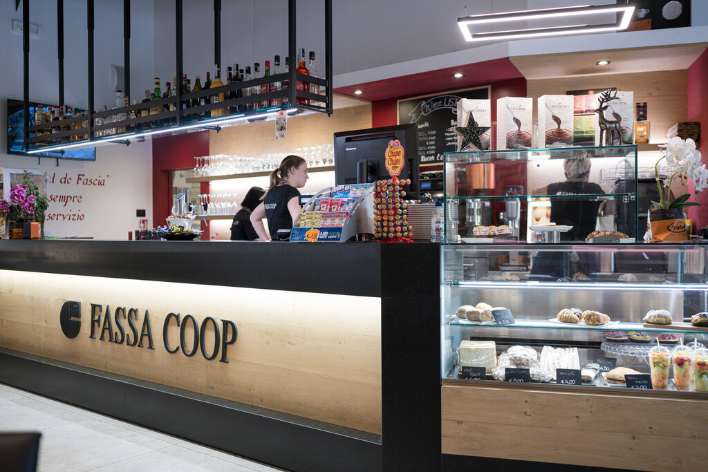 Content Dam Org 3 Images Full Rights Gusto Bar Fassa Coop Bar Fassa Coop Center San Giovanni 02