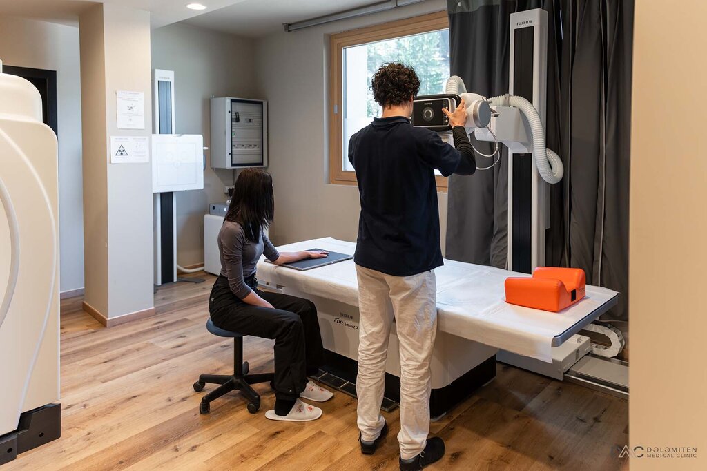 Content Dam Org 3 Images Full Rights Servizi Dolomiten Medical Clinic Canazei Dolomiten Medical Clinic Canazei 06