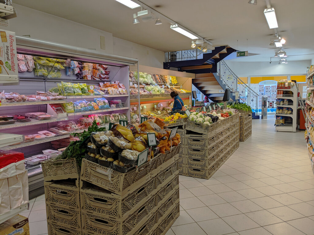 Content Dam Org 3 Images Full Rights Shopping Famiglia Cooperativa Canazei Famiglia Cooperativa Canazei Reparto Alimentari Archivio Apt Val Di Fassa Dlorenz 08