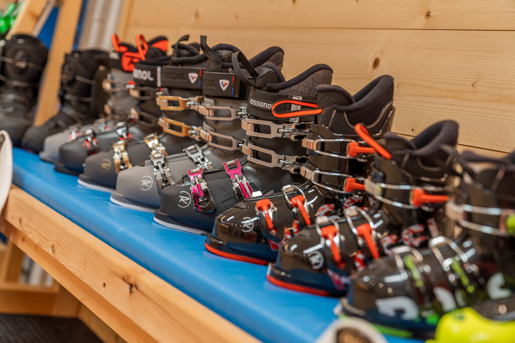 Content Dam Org 3 Images Full Rights Servizi Noleggi Sci E Snowboard Fassa Rent Fassarent Pozza Apt Val Di Fassa Mattiarizzi Inv (3)