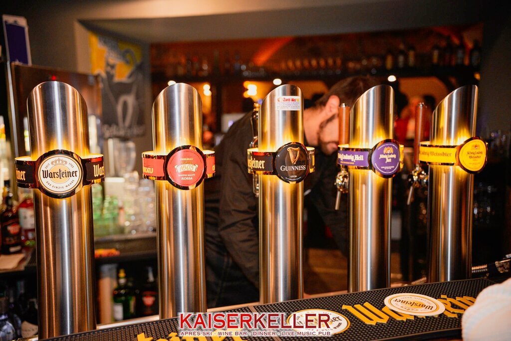 Content Dam Org 3 Images Full Rights Gusto Kaiserkeller Pub And Wine Kaiserkeller Canazei Archivioimmaginiaptvaldifassa 3
