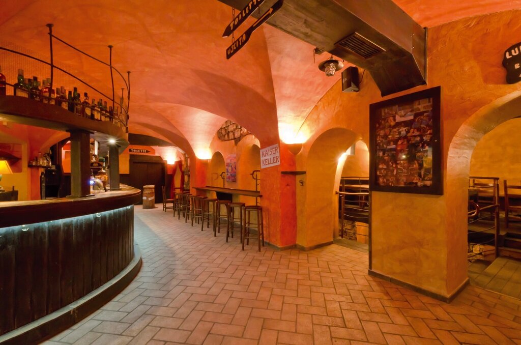 Content Dam Org 3 Images Full Rights Gusto Kaiserkeller Pub And Wine Kaiserkeller Canazei Archivioimmaginiaptvaldifassa 10
