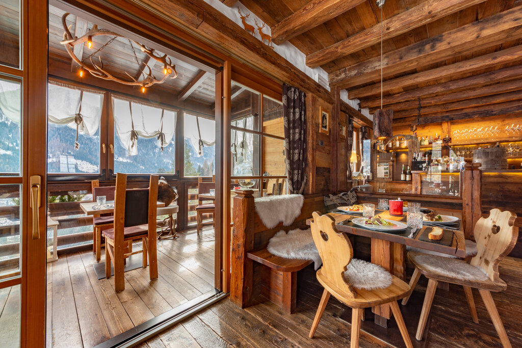 Content Dam Org 3 Images Full Rights Gusto Ristorante Bar Malga Roncac Archivio Malga Roncac Moena 12