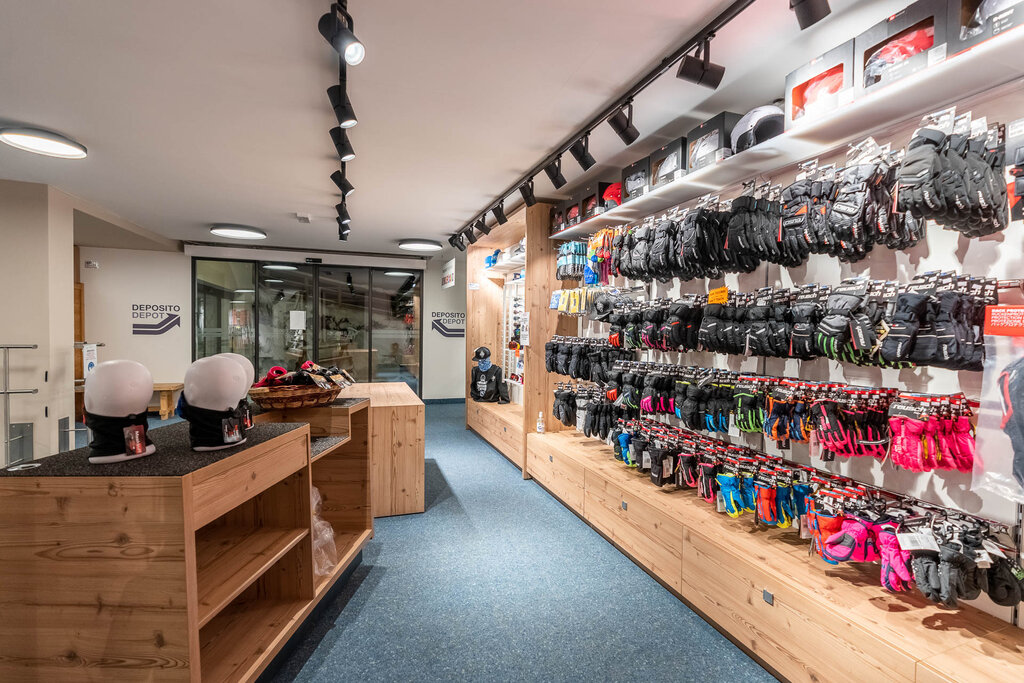 Content Dam Org 3 Images Full Rights Servizi Noleggi Sci E Snowboard Noleggio Scuola Sci Canazei Marmolada Noleggio Scuola Sci Canazei Marmolada Canazei Apt Val Di Fassa Mattiarizzi Inv (7)