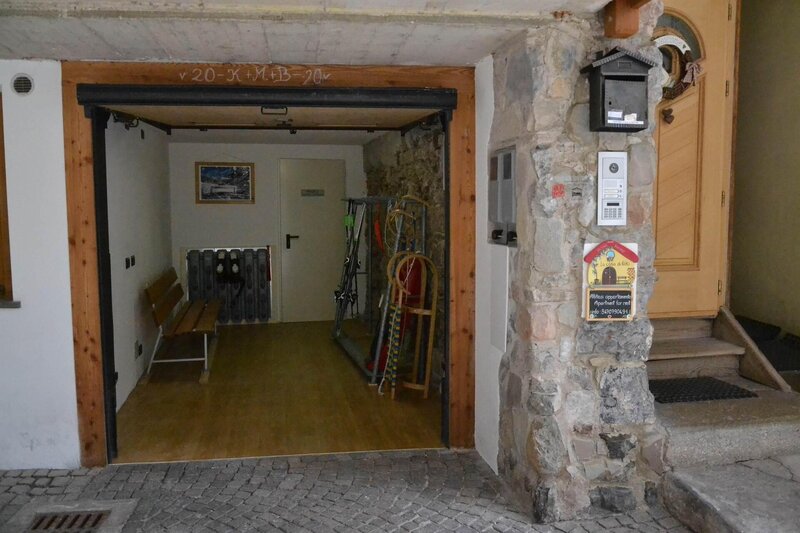 Rasom Nicola   La Casa Di Niki