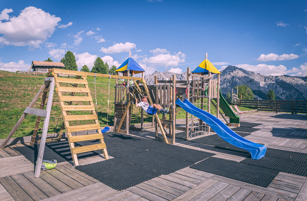 Content Dam Org 3 Images Full Rights Gusto Rifugio Baita Cuz Rifugio Baita Cuz Buffaure Pozza Apt Val Di Fassa Pramirez 05