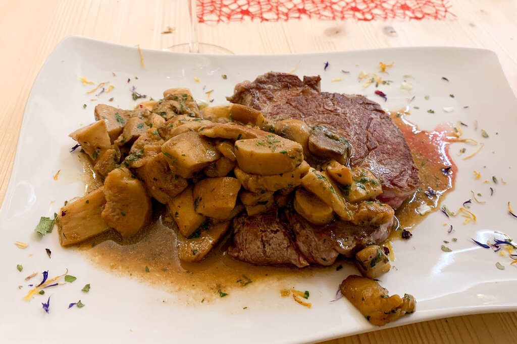 Content Dam Org 3 Images Full Rights Gusto Rifugio Micheluzzi Archivio Apt Val Di Fassa Mrizzi Rifugio Micheluzzi Campitello Est8