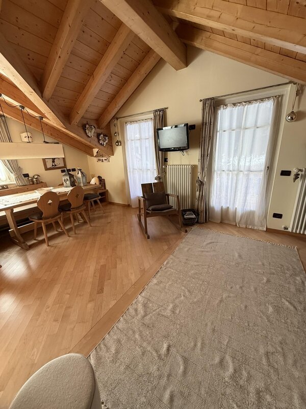 Rosignoli Andrea   Mansarda Casa Battisti N