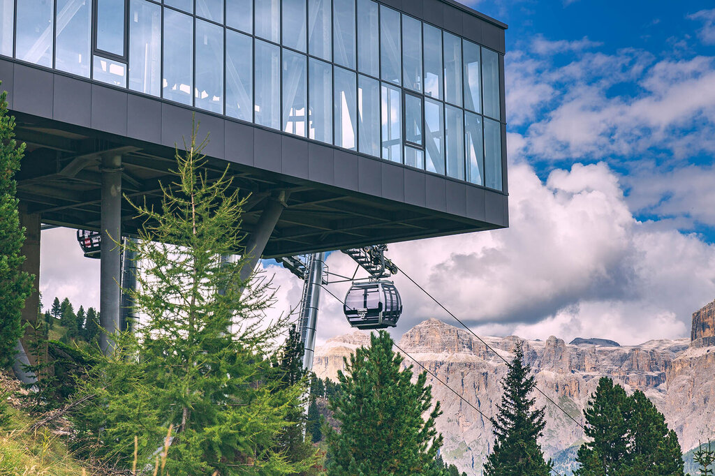 Content Dam Org 3 Images Full Rights Servizi Impianti Di Risalita Cabinovia Ciampac Alba Apt Val Di Fassa Pramirez Est3