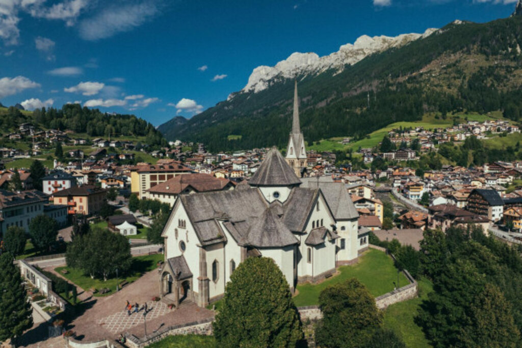 Media Catalog Product B I Big Ticket Image 69b9418c06eb6706112908 Cropped600 400