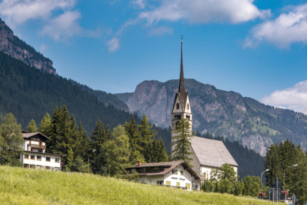 Media Catalog Product B I Big Ticket Image 6808dae31c160953749412 Cropped600 400