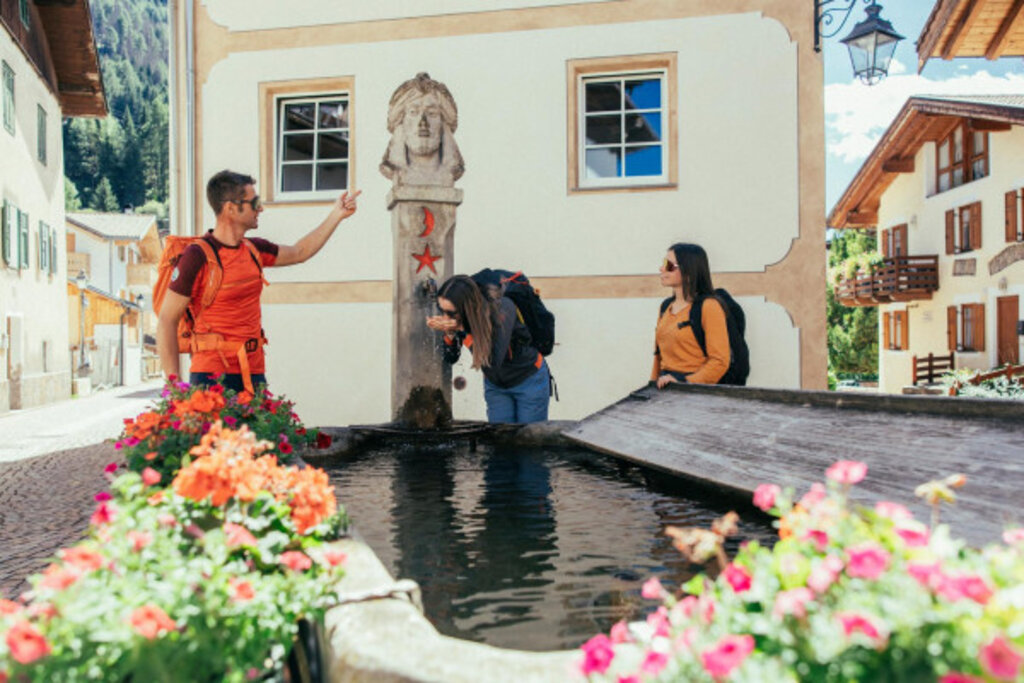 Media Catalog Product B I Big Ticket Image 69babfbddcb65741002573 Cropped600 400