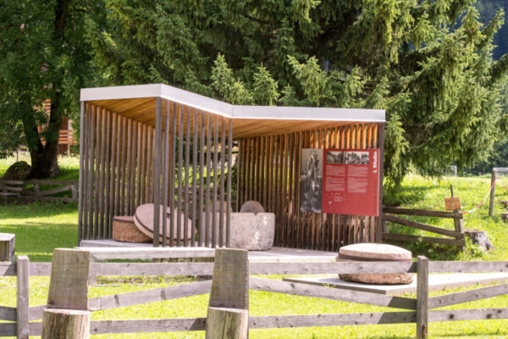 Media Catalog Product B I Big Ticket Image 6808d74f05258489224237 Cropped600 400