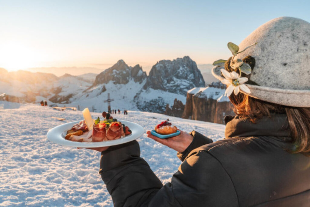 Media Catalog Product B I Big Ticket Image 690342fbd5f67822902978 Cropped600 400