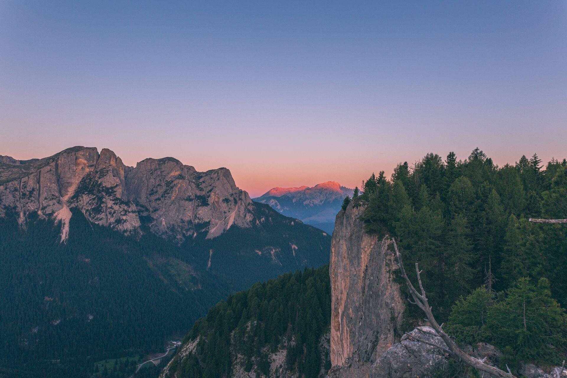 Alba sulle Dolomiti dal Buffaure