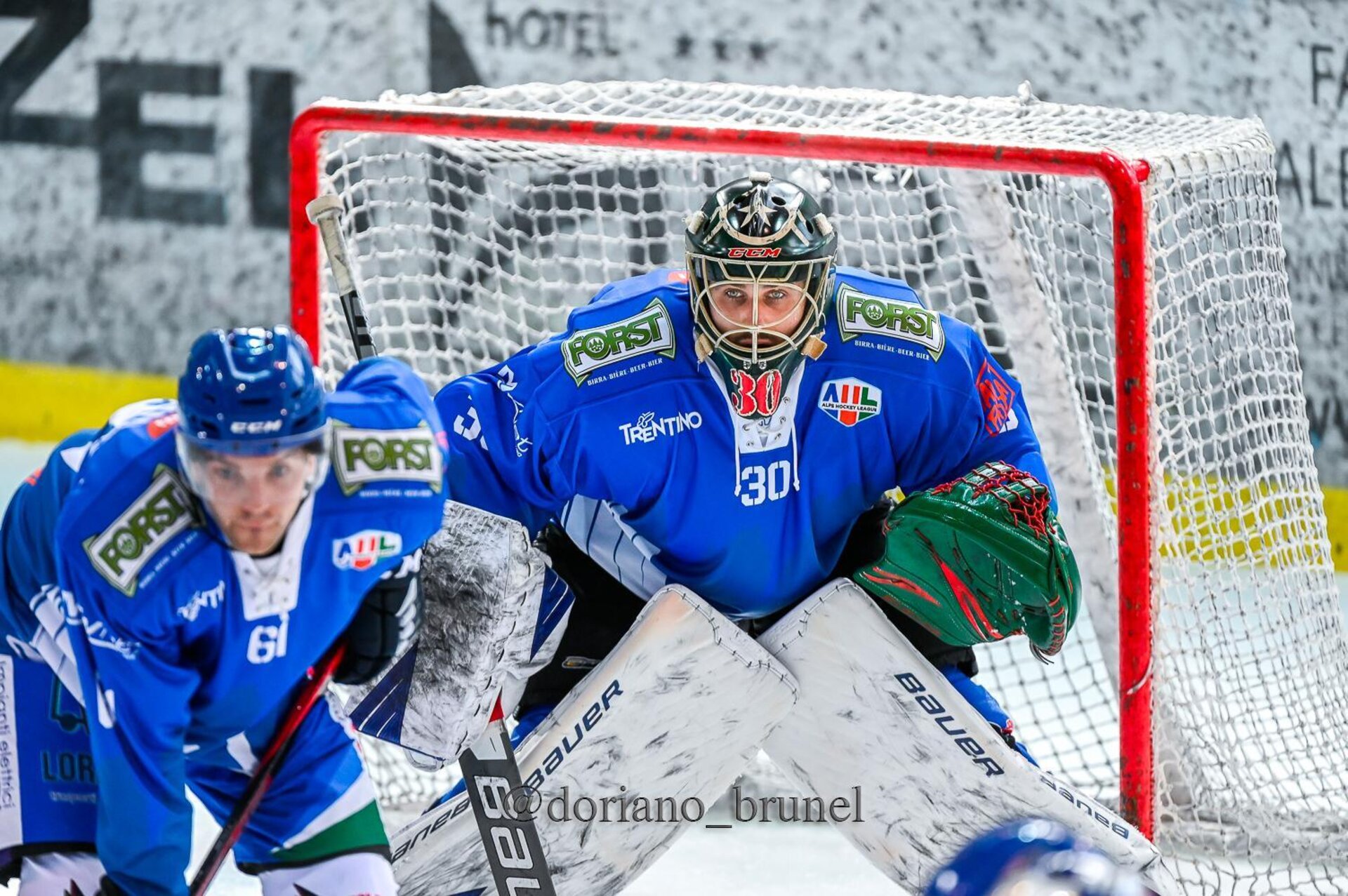 Eishockeyspiel Fassa Falcons vs Red Bull Salzburg HJ