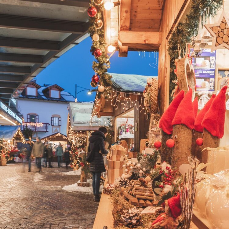Mercatino Natale Vigo_3