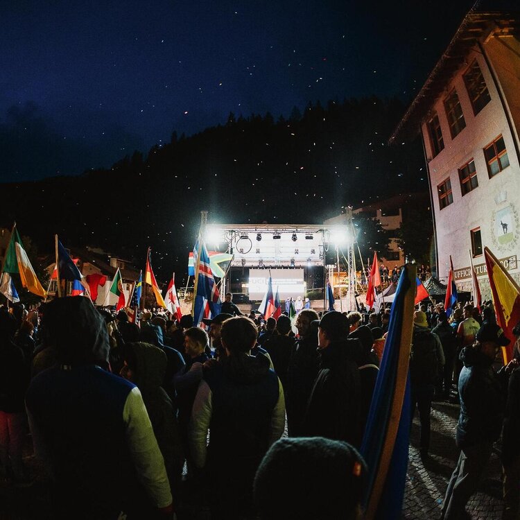 Apertura ufficiale