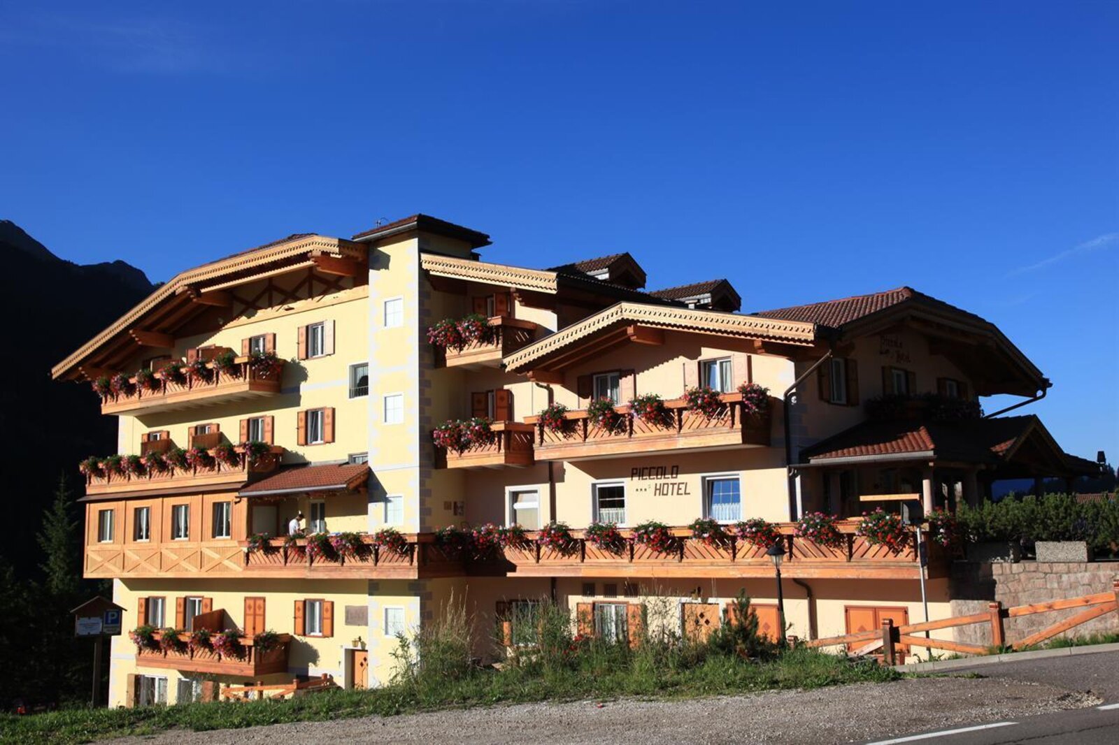 vigo di fassa piccolo hotel