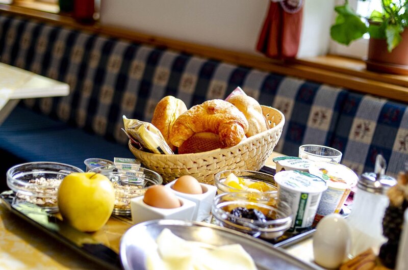 VASSOIO DELLA COLAZIONE DI ALBERGO CENTRALE CANAZE