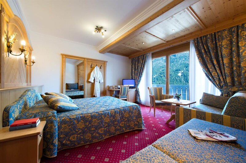 Alpen Hotel Corona -Vigo di fassa -Camera