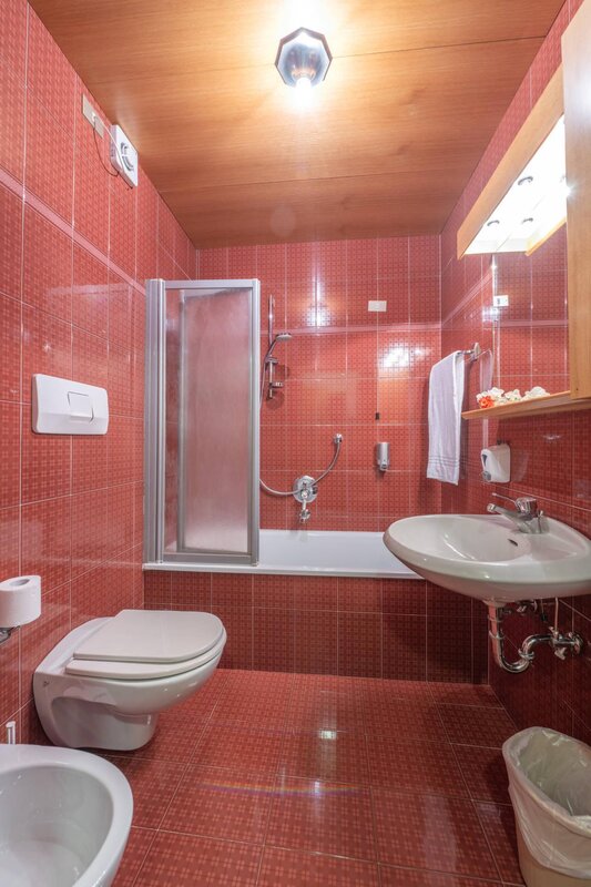 APP  43 BAGNO 2A