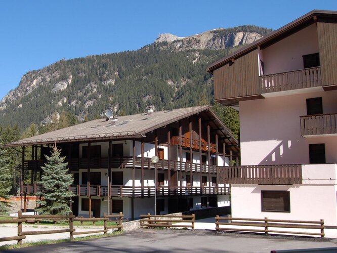 Dolomiti Holidays "Il Cardo" - Canazei - Fassatal