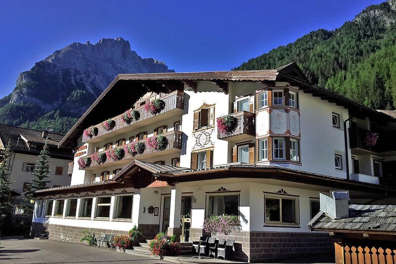 Hotel Arnica - Canazei - Val di Fassa