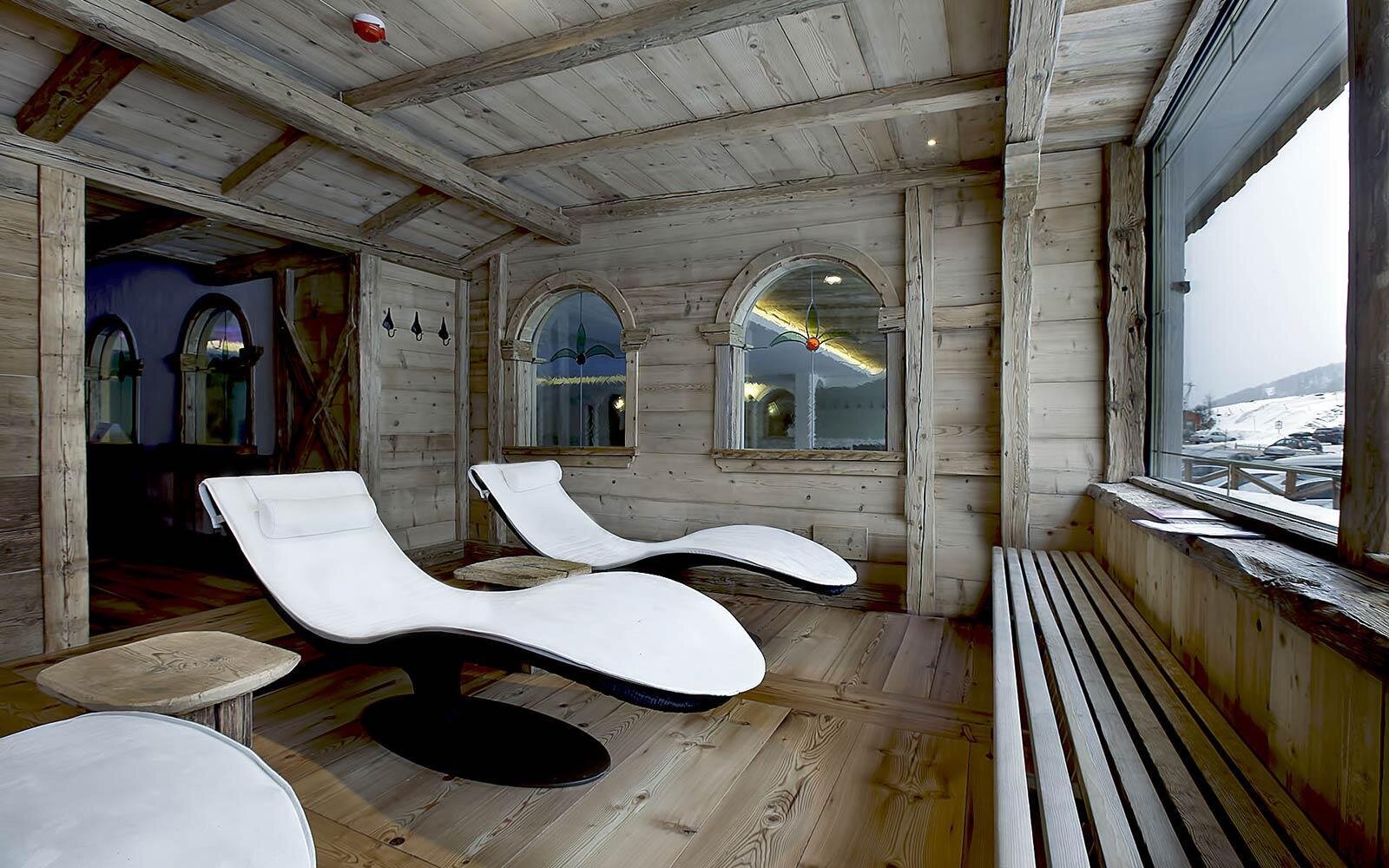 hotel arnika a pozza di fassa