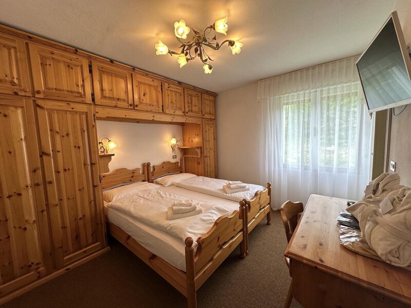 1Economy_IMG_3843_OK_iperbooking